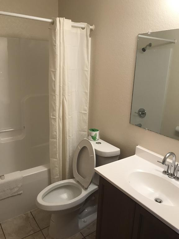 Western Holiday Motel Wichita Luaran gambar