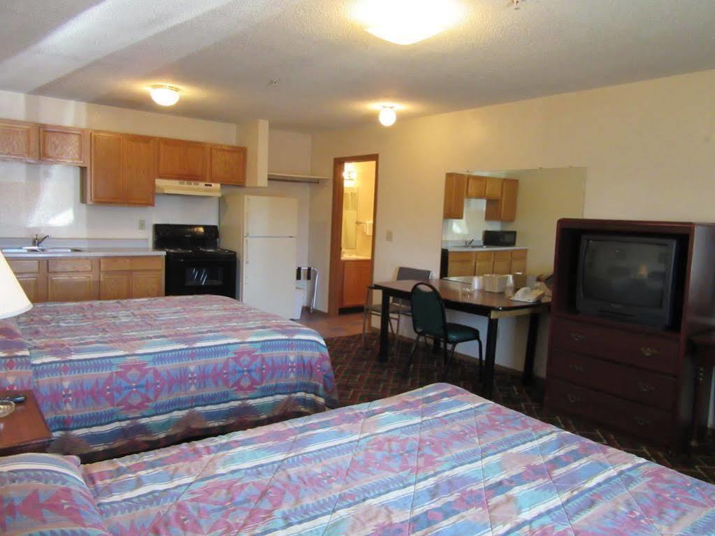 Western Holiday Motel Wichita Luaran gambar