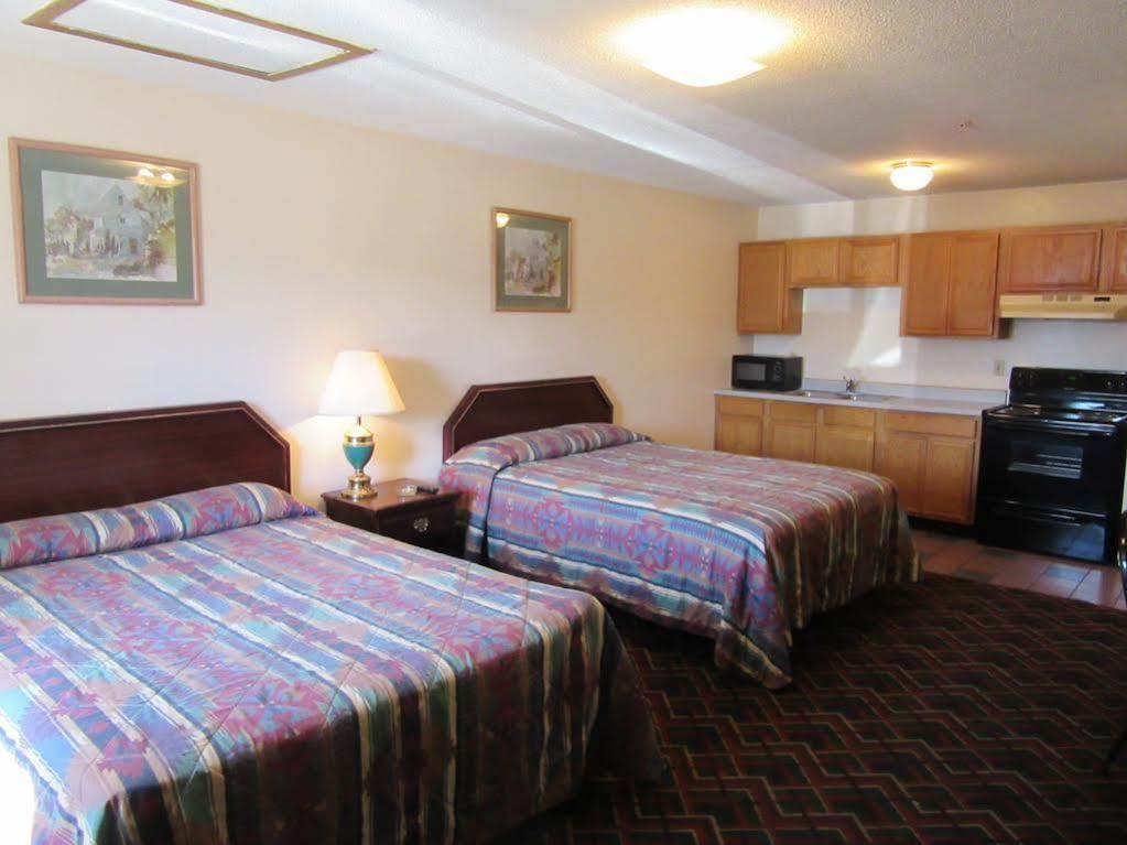 Western Holiday Motel Wichita Luaran gambar